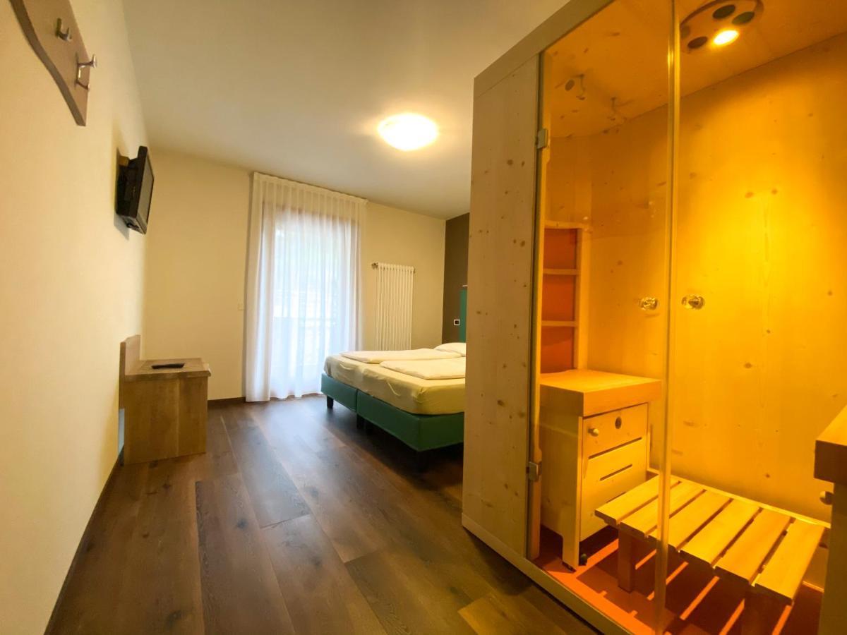 Foresto - Holiday Apartments Tesero Room photo